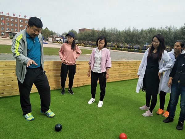 1505789222413399.jpg 滚球相关知识培训 - 副本.jpg