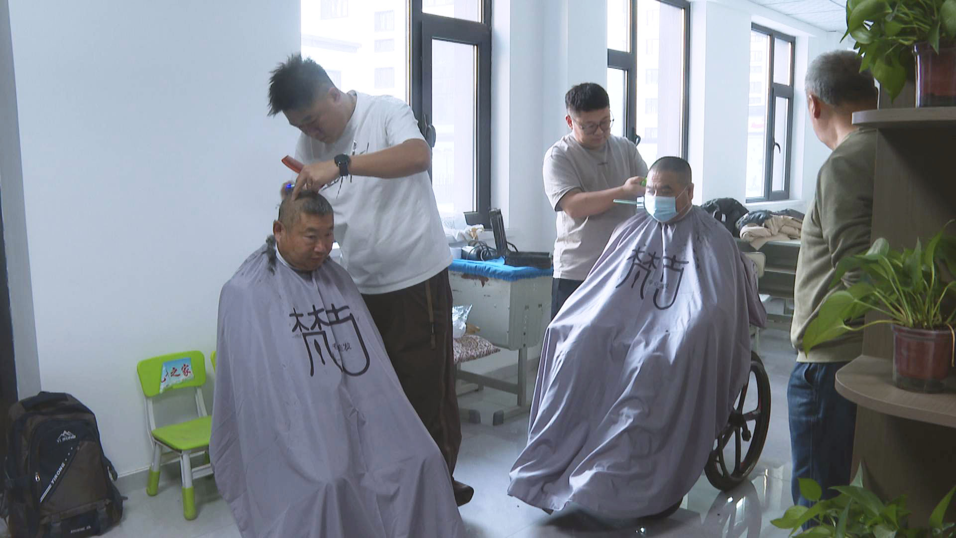 1764829241458019.jpg 1764829241458019.jpg